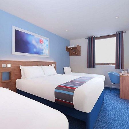 Travelodge Harlow Eksteriør bilde