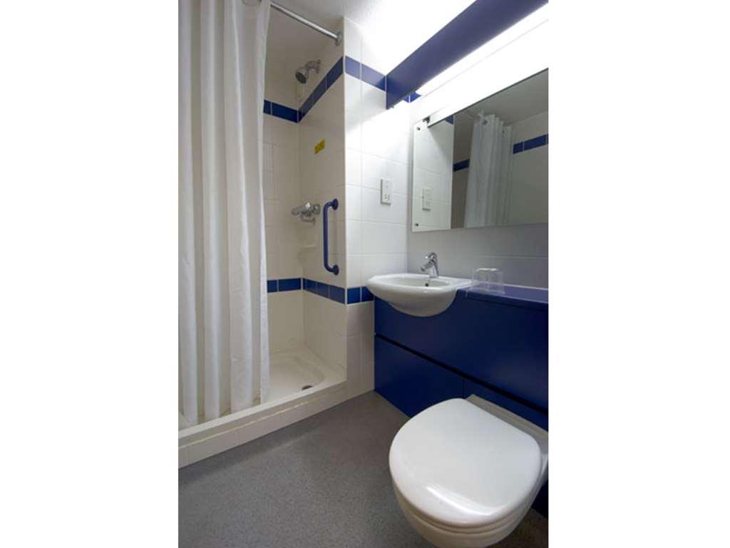 Travelodge Harlow Rom bilde
