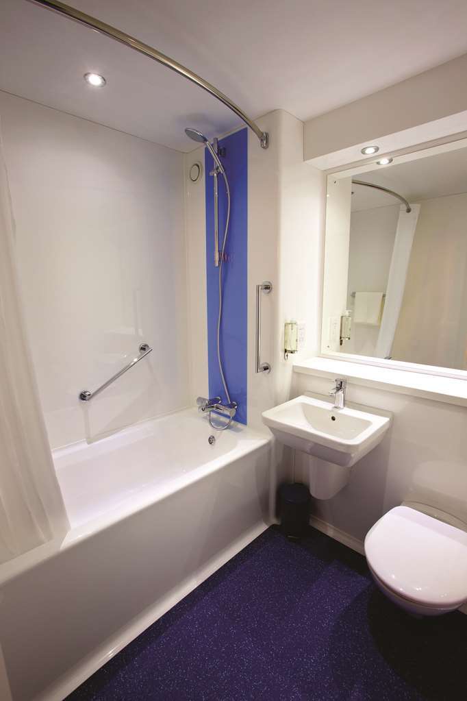 Travelodge Harlow Rom bilde