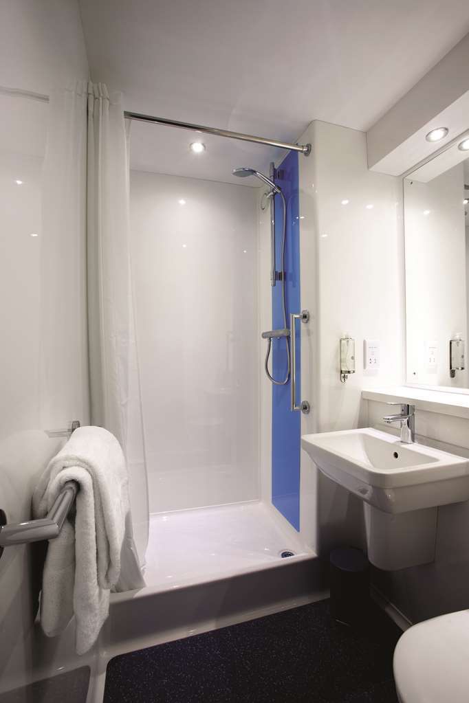 Travelodge Harlow Rom bilde